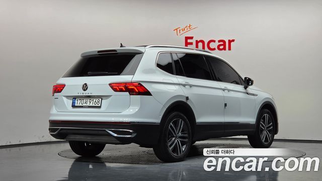 Volkswagen Tiguan 2.0 TSI Prestige — пробег 31 426 км — фото 2 из 5