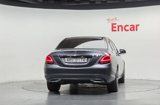 Mercedes-Benz C-Class C220 d Avantgarde — пробег 89 849 км — фото 4 из 5