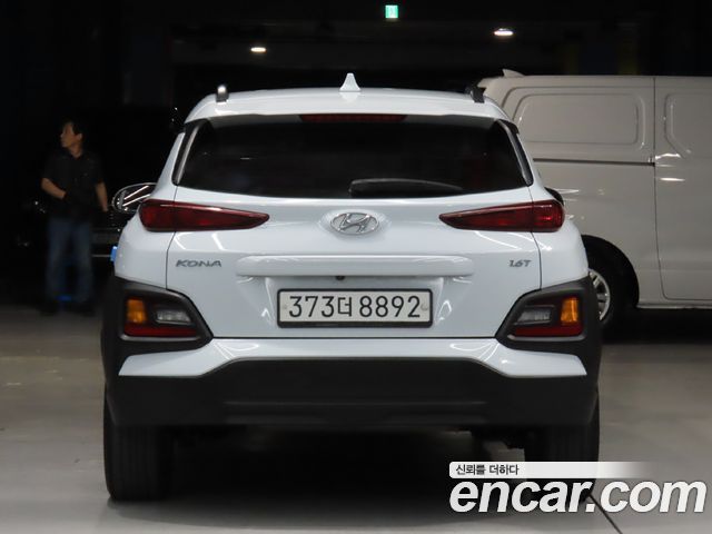 Hyundai Kona из Кореи Encar