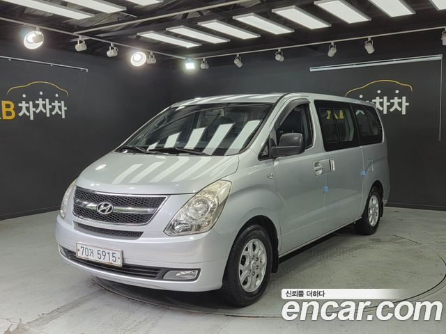 Hyundai Starex 11-Seater Wagon CVX Premium — пробег 140 000 км — фото 3 из 5