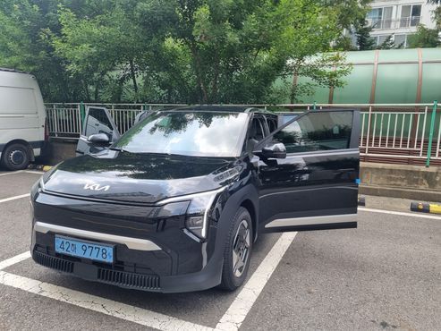 Kia EV3 Standard 2WD Air — пробег 232 км — фото 3 из 5