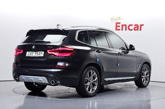 BMW X3 xDrive 20d — пробег 132 426 км — фото 2 из 5