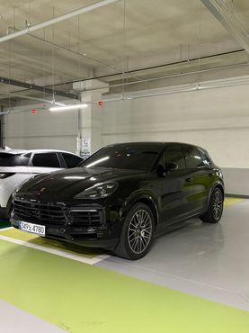 Porsche Cayenne 3.0 — пробег 42 000 км — фото 2 из 5