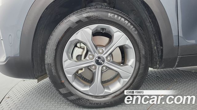 Kia Seltos из Кореи Encar