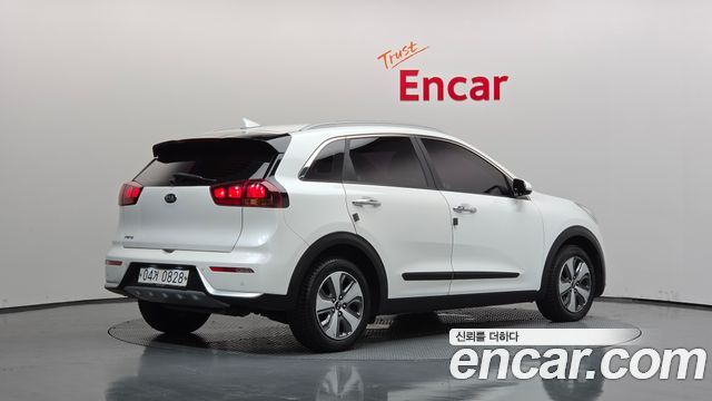 Kia Niro из Кореи Encar