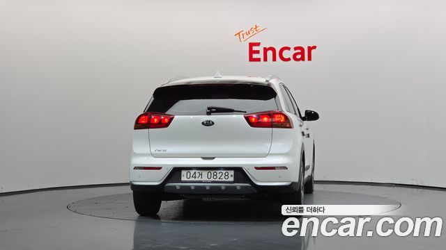 Kia Niro из Кореи Encar