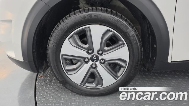 Kia Niro из Кореи Encar
