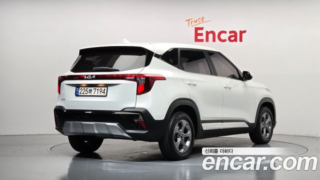 Kia Seltos из Кореи Encar
