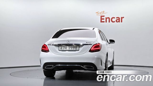 Mercedes-Benz C-Class C220 d 4MATIC AMG Line — пробег 70 803 км — фото 4 из 5