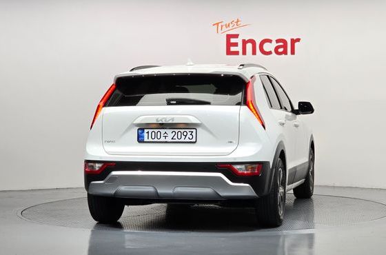 Kia Niro Trendy — пробег 159 416 км — фото 4 из 5