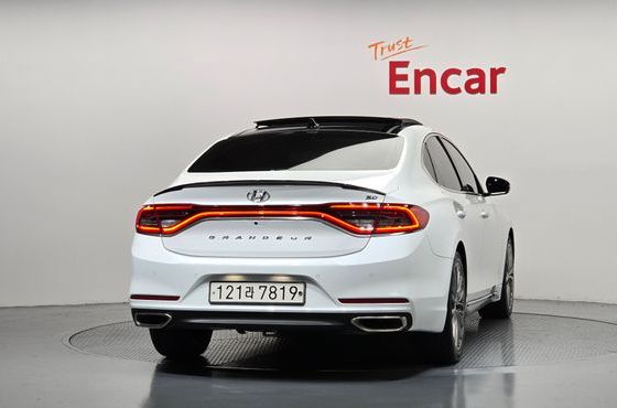 Hyundai Grandeur 3.0 Exclusive Special — пробег 97 209 км — фото 4 из 5