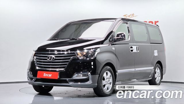 Hyundai Starex Wagon 12-Seater Smart — пробег 79 829 км — фото 1 из 5