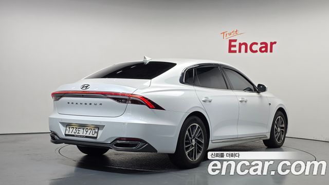 Hyundai Grandeur из Кореи Encar