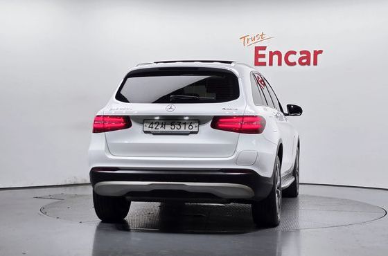 Mercedes-Benz GLC-Class GLC350e 4MATIC Premium — пробег 153 851 км — фото 4 из 5