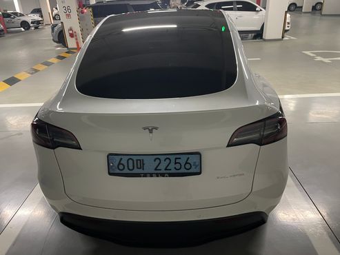 Tesla Model Y Long Range AWD — пробег 85 140 км — фото 4 из 5