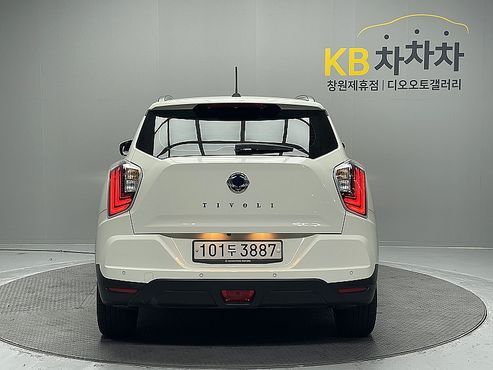 Ssangyong TIBOLI Gasoline 1.5 2WD V5 — пробег 49 897 км — фото 4 из 5