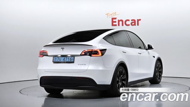 Tesla Model Y Performance AWD — пробег 52 984 км — фото 2 из 5