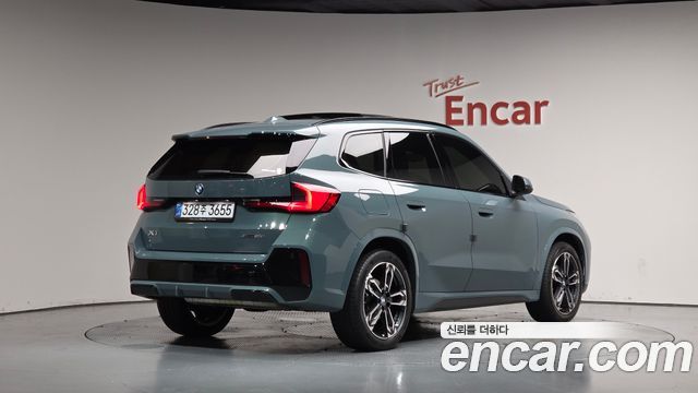 BMW X1 xDrive 20i M Sport — пробег 11 667 км — фото 2 из 5