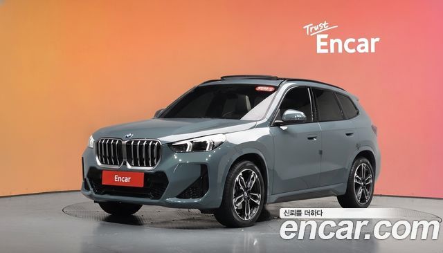 BMW X1 xDrive 20i M Sport — пробег 11 667 км — фото 1 из 5