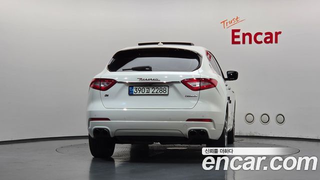 Maserati Levante 3.0 AWD GranLusso — пробег 187 814 км — фото 4 из 5