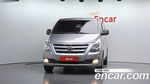 Hyundai Starex 3-Seater VAN Smart — пробег 207 194 км — фото 3 из 5
