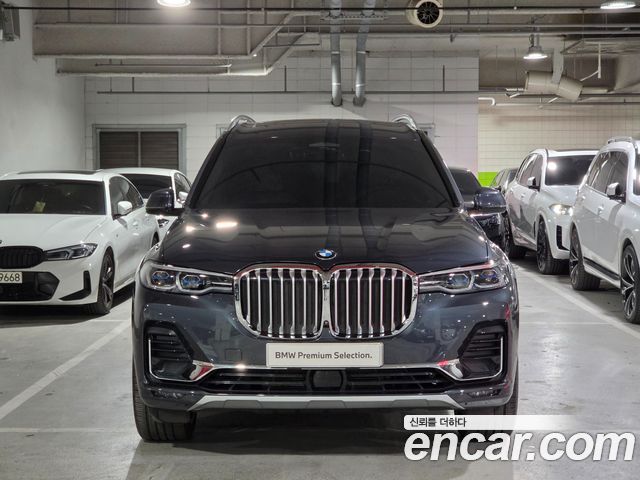BMW X7 xDrive 40i Design Pure Excellence 6-Seater — пробег 47 000 км — фото 3 из 5