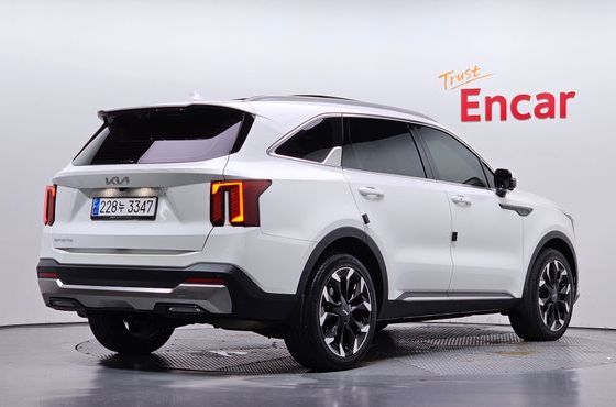 Kia Sorento Gasoline 2.5T 2WD Signature — пробег 24 347 км — фото 2 из 5