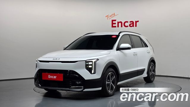 Kia Niro Prestige — пробег 2 271 км — фото 1 из 5