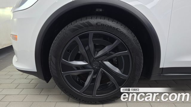 Tesla Model X AWD — пробег 9 686 км — фото 5 из 5
