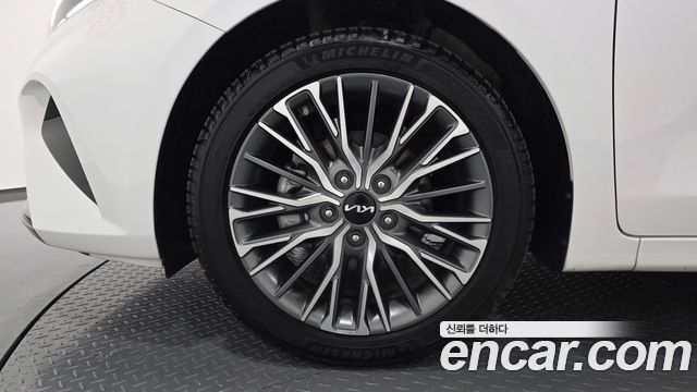 Kia K3 из Кореи Encar