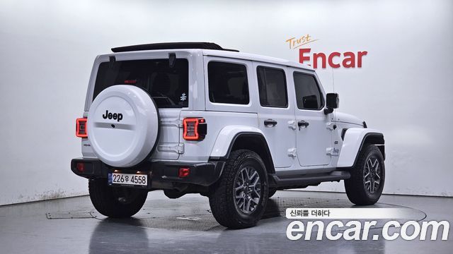 Jeep Wrangler 2.0 Overland Power Top 4Door 4xe — пробег 71 392 км — фото 2 из 5