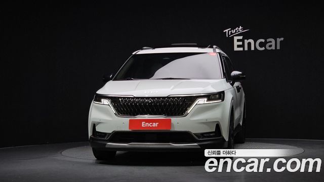 Kia Carnival Diesel 9-Seater Signature — пробег 66 896 км — фото 3 из 5