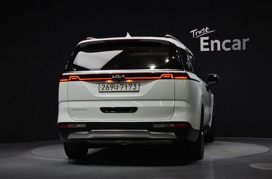 Kia Carnival Diesel 9-Seater Signature — пробег 66 896 км — фото 4 из 5