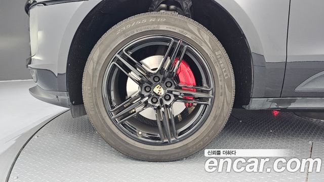 Porsche Macan из Кореи Encar
