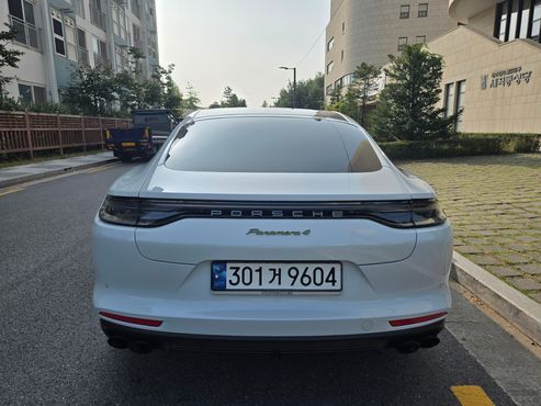 Porsche Panamera 2.9 AWD E-Hybrid Platinum Edition — пробег 18 378 км — фото 4 из 5
