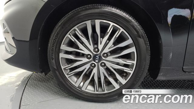 Kia K7 из Кореи Encar