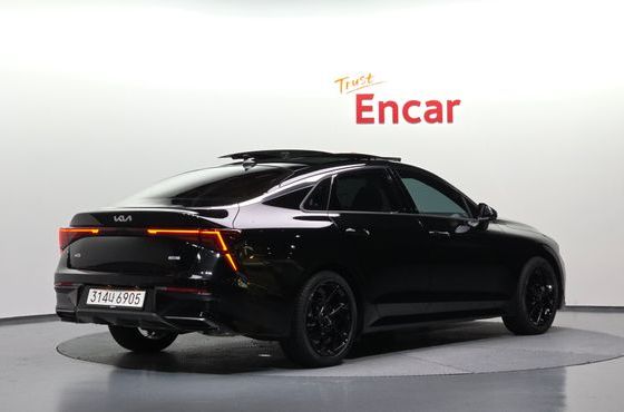 Kia K5 Signature — пробег 14 644 км — фото 2 из 5