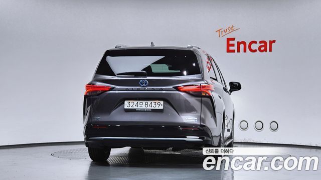 Toyota Sienna из Кореи Encar