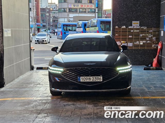 Genesis G90 Gasoline 3.5 Turbo AWD — пробег 10 000 км — фото 1 из 5