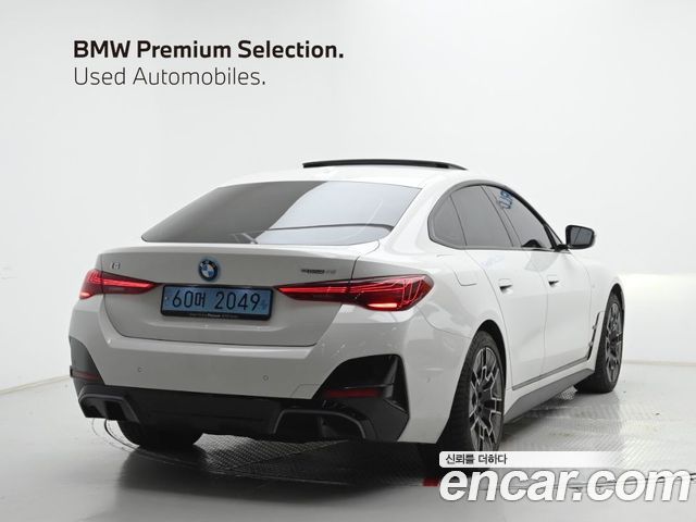 BMW i4 eDrive40 M Sports — пробег 22 063 км — фото 2 из 5