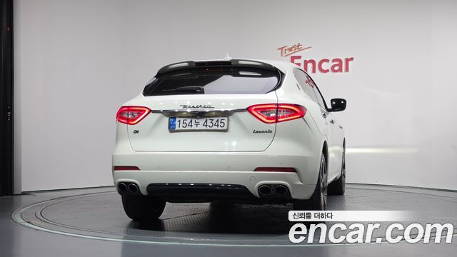 Maserati Levante 3.0 Diesel AWD Sport — пробег 128 800 км — фото 4 из 5