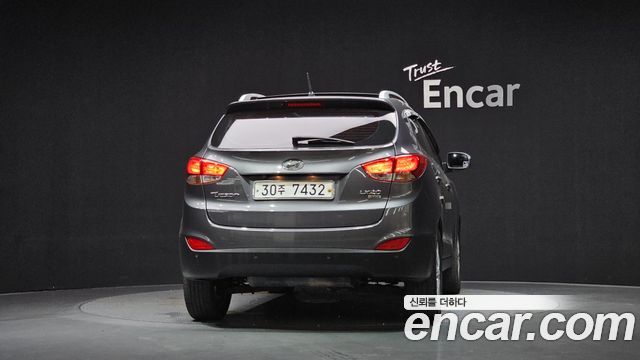 Hyundai Tucson Diesel 2WD LX20 Premier — пробег 202 522 км — фото 4 из 5