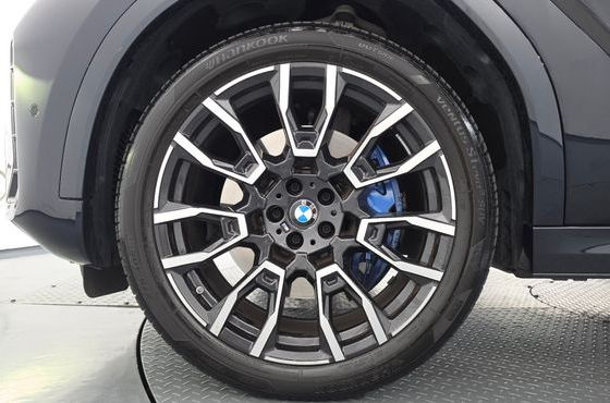 BMW X6 xDrive40i M Sport — пробег 23 015 км — фото 5 из 5