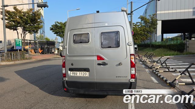 Renault (Samsung) Master Camping car — пробег 28 854 км — фото 4 из 5