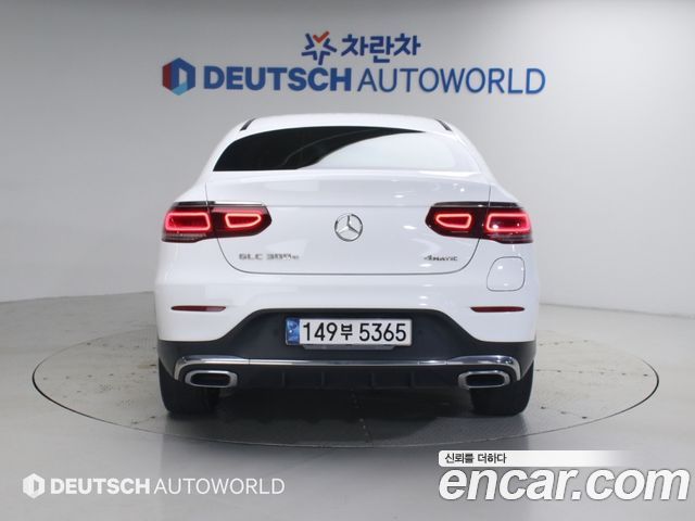 Mercedes-Benz GLC-Class GLC300e 4MATIC Coupe — пробег 140 585 км — фото 4 из 5