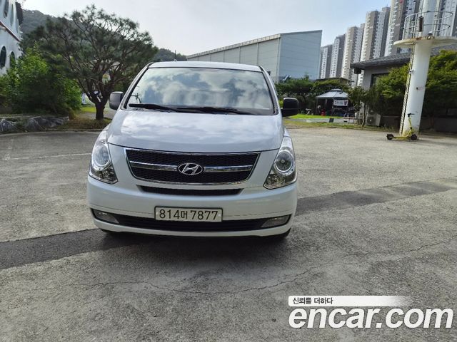 Hyundai Starex 5-Seater LPi VAN CVX Luxury — пробег 152 688 км — фото 2 из 5