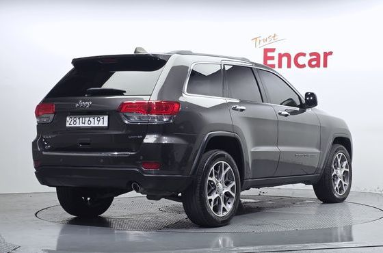 Jeep Cherokee 3.6 Limited WK2 — пробег 83 843 км — фото 2 из 5