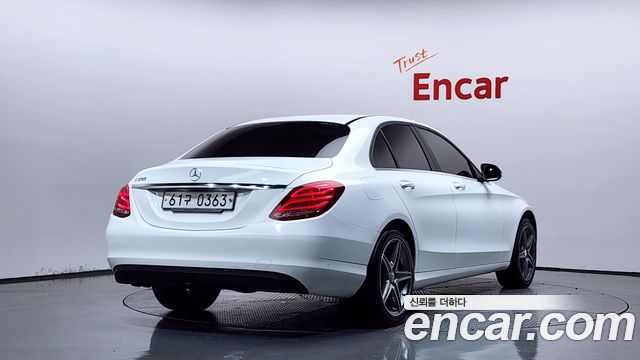 Mercedes-Benz C-Class из Кореи Encar