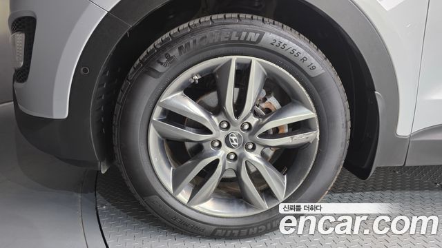 Hyundai Santafe Diesel(e-VGT) 2.2 4WD Exclusive — пробег 217 732 км — фото 5 из 5