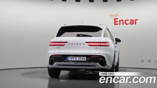 Genesis GV70 из Кореи Encar